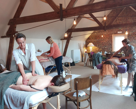 Edelsteenmassage lichaam